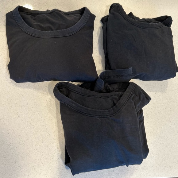 3 PACK - lululemon men’s fundamental tee BLACK - Picture 4 of 4